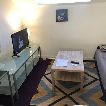 Le Victor Hugo 4 D Et Sa Pizza Offerte Apartman Aurillac Kültér fotó